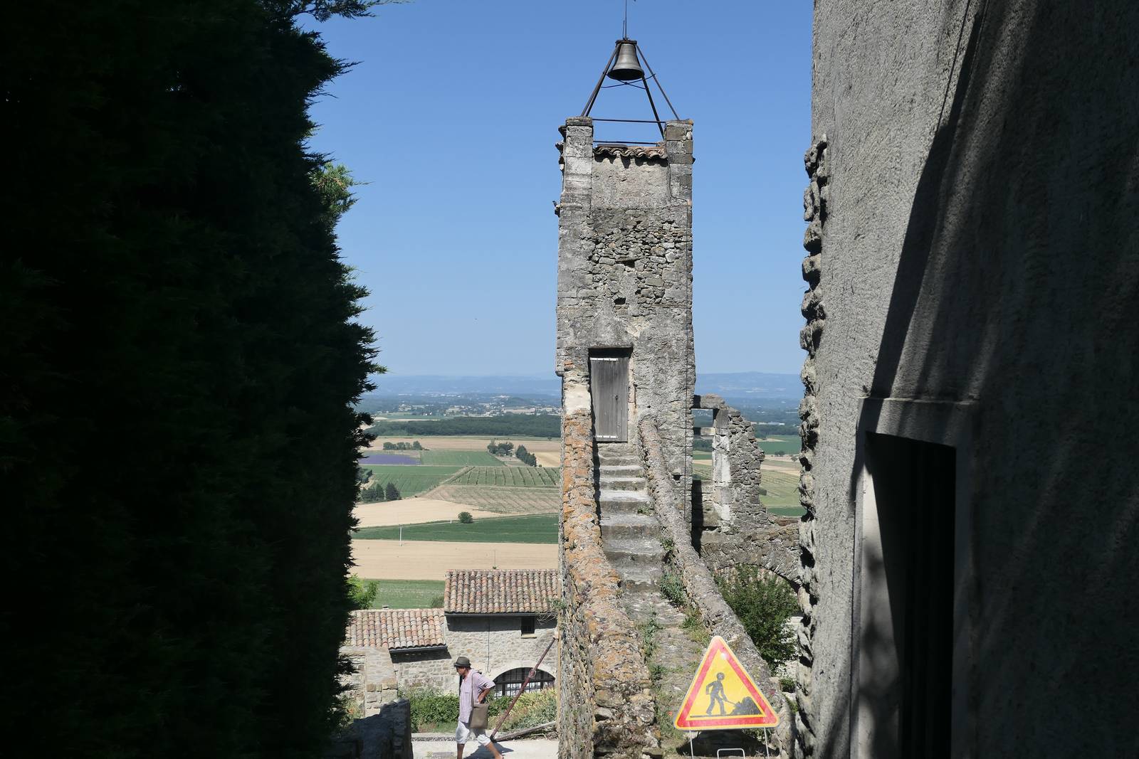 Le beffroi de Châteauneuf-de-Mazenc