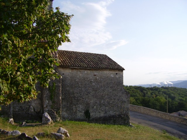 La chapelle Saint-Didier des Tourrettes vue du nord-ouest