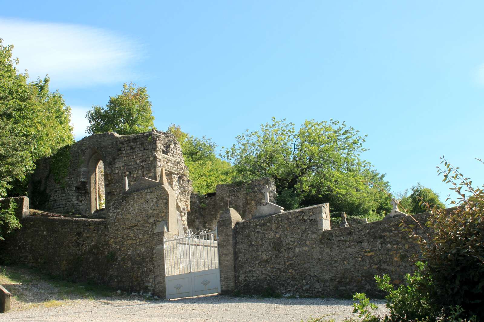 Les ruines de la collégiale Saint-Prix à Livron-sur-Drôme