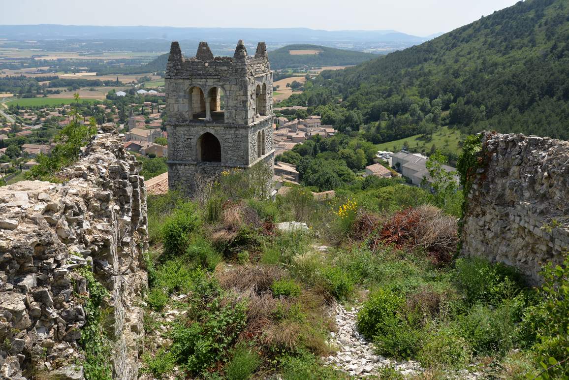 L'église romane Saint-Félix de Marsanne, dans le vieux village