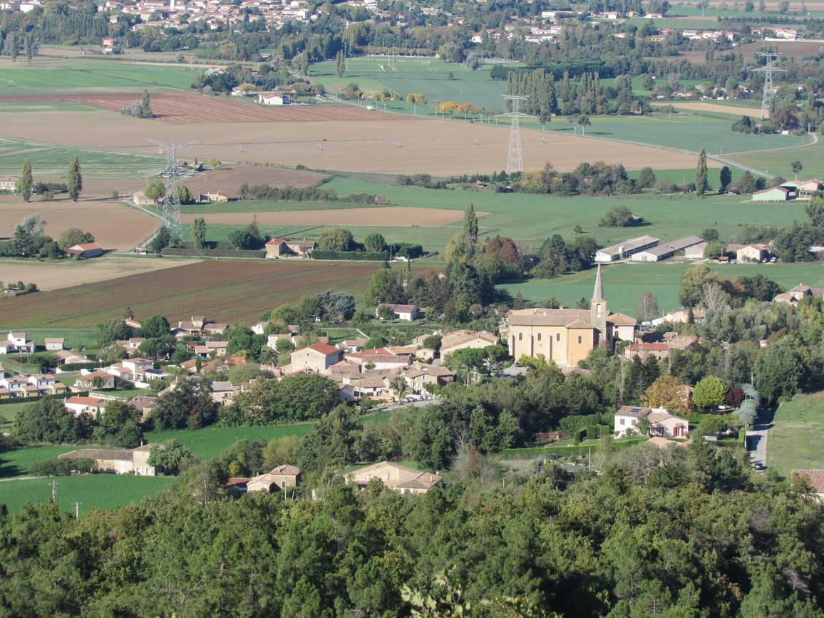 Le village d'Upie vu depuis la Vierge de Miéry