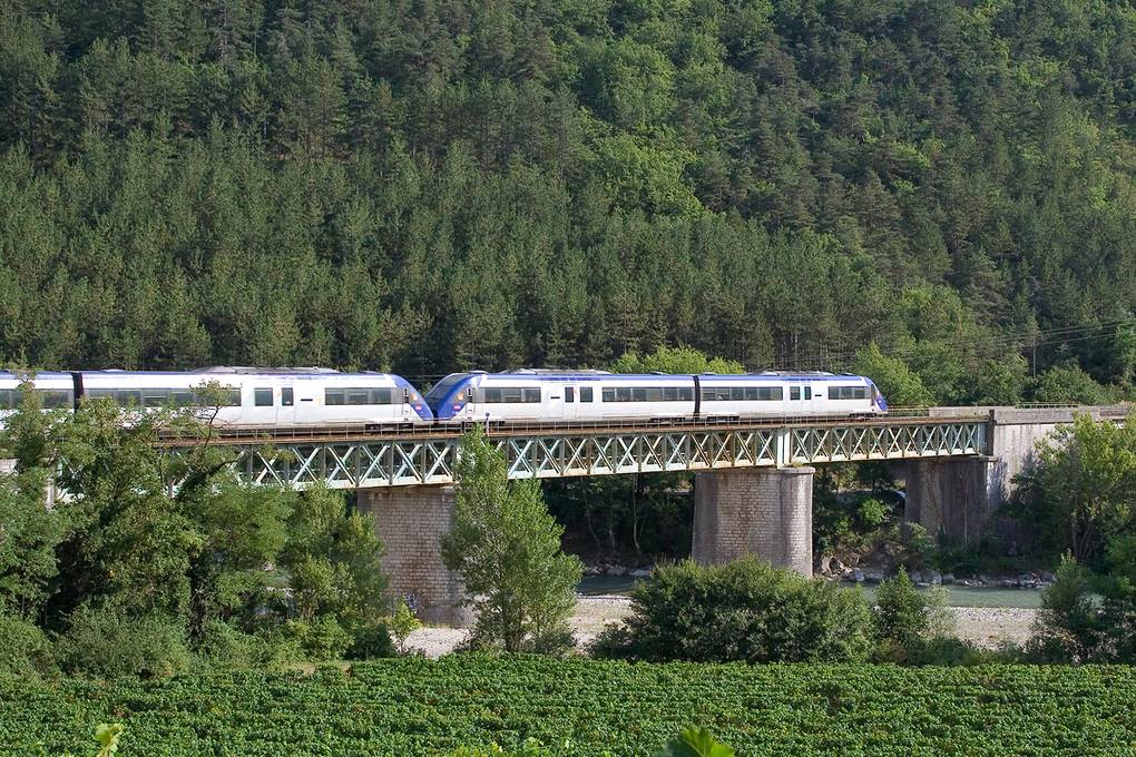 Le viaduc ferroviaire de Vercheny, sur la ligne de Livron à Aspres-sur-Buëch